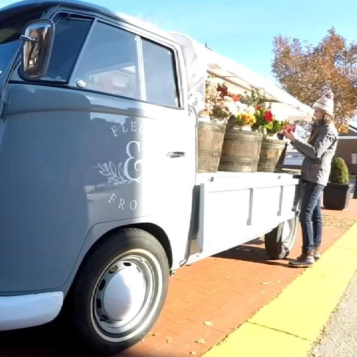 flower truck 11-24-19.jpg